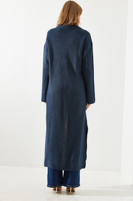 Strukturiertes Rollkragen-Maxi-Kleid mit Schlitz - Image 3