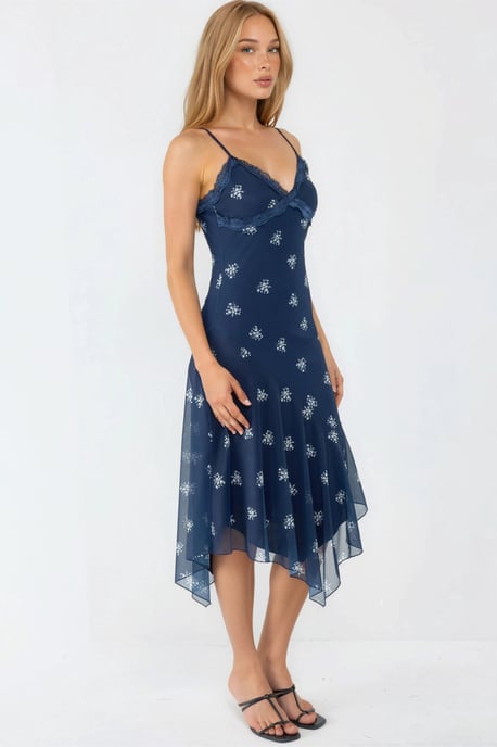V-Ausschnitt Bedrucktes Bodycon-Maxikleid mit Spitzenakzenten - Image 2