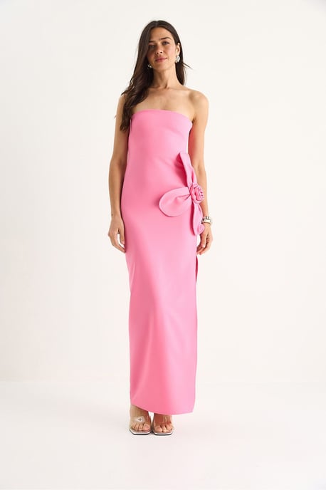 Trägerloses Blumen-Maxikleid mit Schleifendetail - Image 2