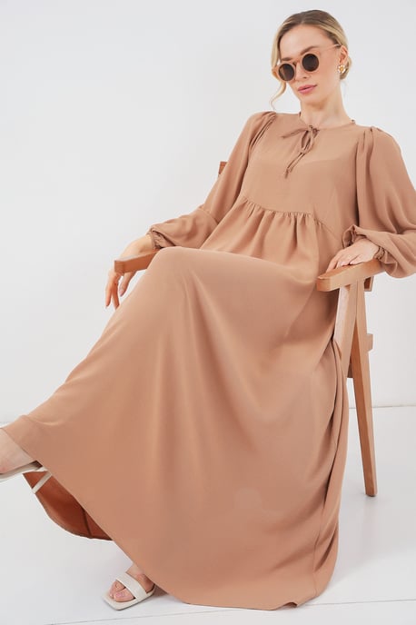 Texturiertes gemustertes Maxikleid mit Schleife - Image 3