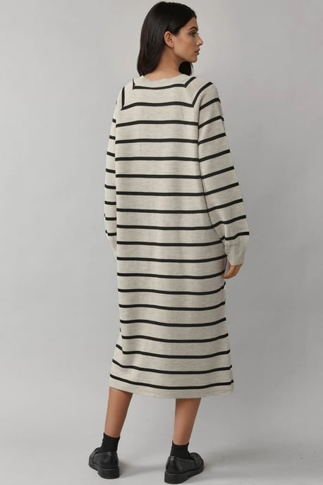 Langarm gestreiftes Rippstrickkleid - Image 3