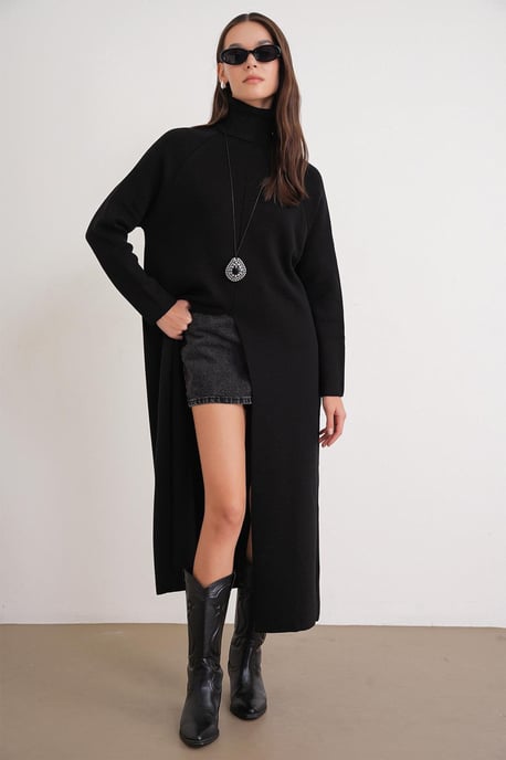 Rollkragen-Strick-Maxikleid mit Schlitz - Image 1
