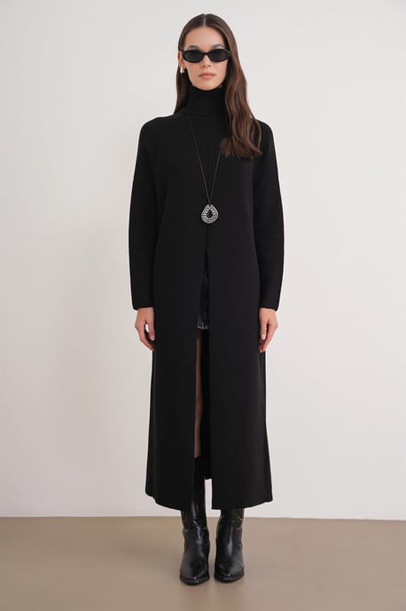 Rollkragen-Strick-Maxikleid mit Schlitz - Image 2