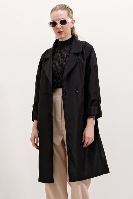 Taillierter Doppelt knopfbarer Trenchcoat - Image 1