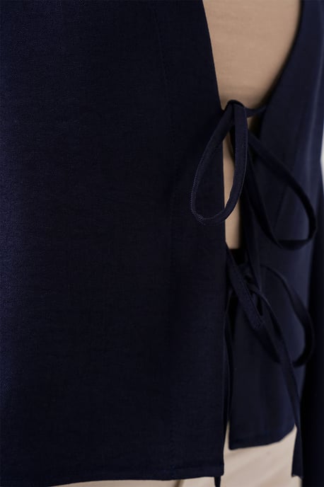 Viskose-Mischung V-Ausschnitt Langarm-Kimono mit Bindungsdetails - Image 5