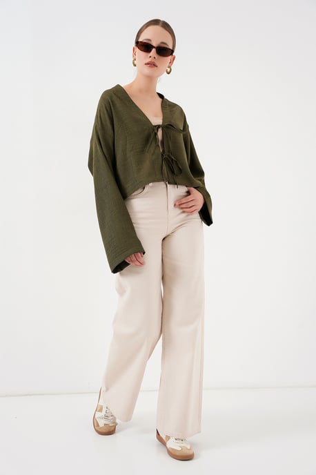 Viskose-Mischung V-Ausschnitt Langarm-Kimono mit Bindungsdetails - Image 2