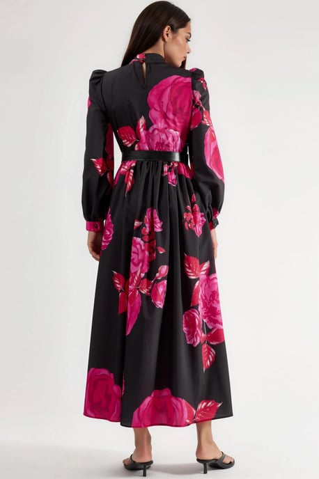 Blumiges Maxikleid mit Gürtel und halbem Rollkragen - Image 4