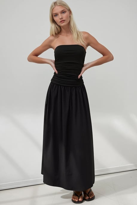 Halsloses Maxikleid Detail - Image 4