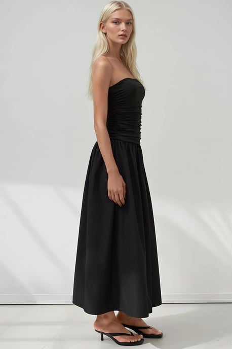 Halsloses Maxikleid Detail - Image 6