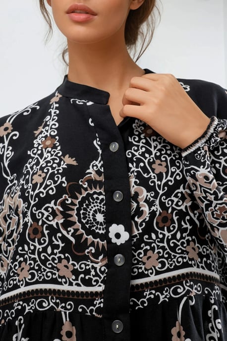 Komfortables gemustertes Maxikleid mit V-Ausschnitt - Image 4