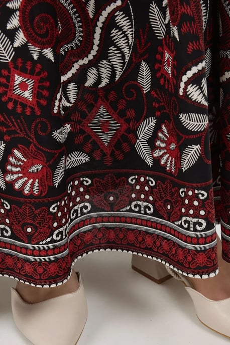 Bedrucktes Viskose-Maxi-Kleid mit langen Ärmeln - Image 6