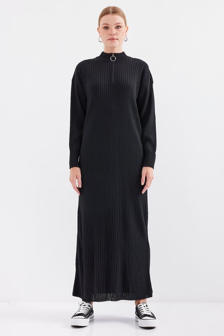 Strickkleid mit halbem Rollkragen und Reißverschluss - Image 3
