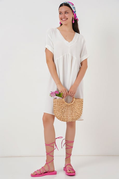 V-Ausschnitt Mini-Kleid mit Futter - Image 3