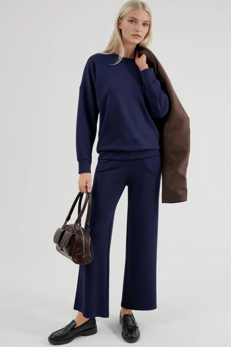 Modal Touch Rundhals-Sweatshirt & Weitgeschnittene Hose Zweiteiliges Set - Image 1