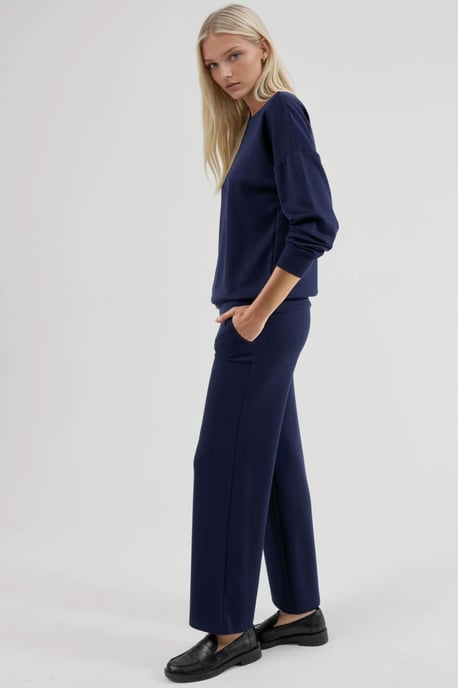 Modal Touch Rundhals-Sweatshirt & Weitgeschnittene Hose Zweiteiliges Set - Image 4