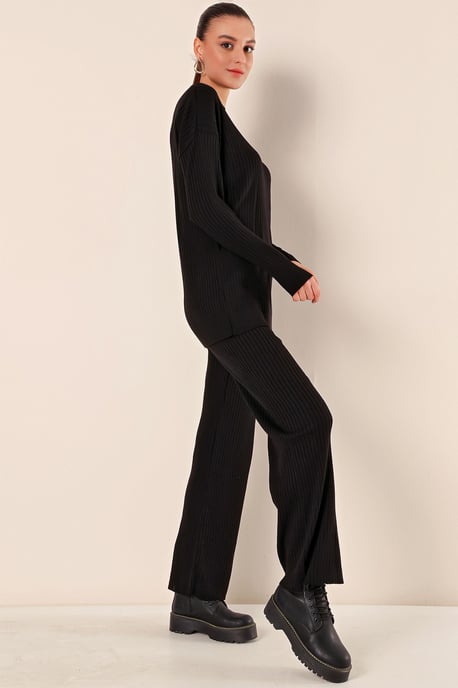 Rippstrick Two-Piece Coord Set - Image 3