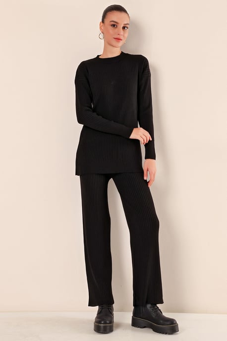 Rippstrick Two-Piece Coord Set - Image 4