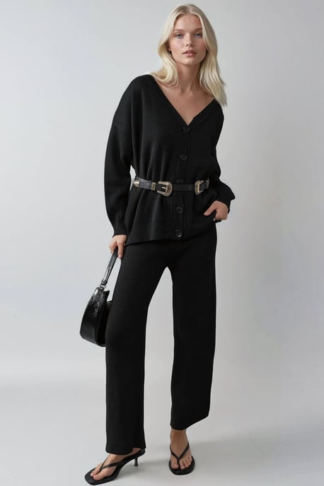 V-Ausschnitt Cardigan und Weite Hosen Strickset - Image 1