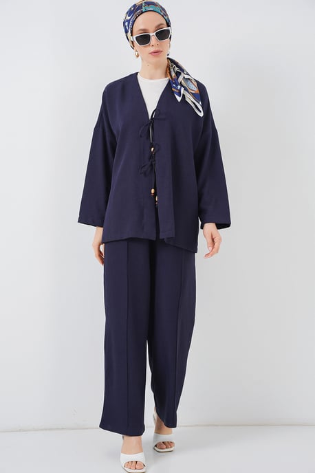 V-Ausschnitt Cardigan und weite Hosen Set - Image 2