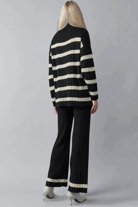 Gestreiftes Sweater- und Hosen-Strickset - Image 3