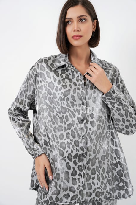 Leopardenmuster Hemd mit Knopfleiste und weite Satin-Hosen im 2-teiligen Set - Image 2