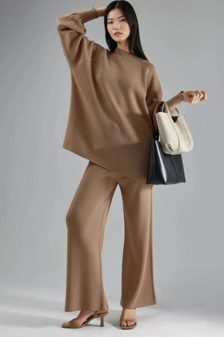 Lässiges Strick-Set mit Pullover und Hose - Image 2