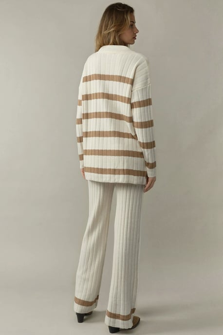 Gestreifter Pullover & Hosen Strick-Set - Image 2