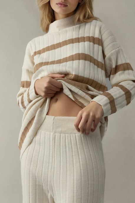 Gestreifter Pullover & Hosen Strick-Set - Image 3