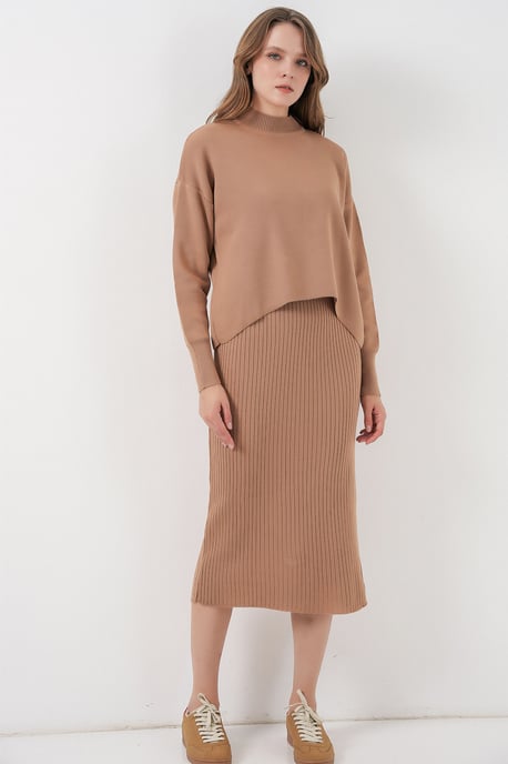 Halb-Halskragen Pullover & Rock Strick Set - Image 1