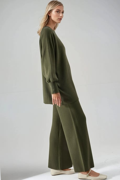 Lässiges Strickset mit Sweater und Hose - Image 5