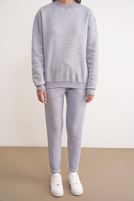 Basic Sweatshirt & Jogger Zwei-Teiliges Set - Image 3