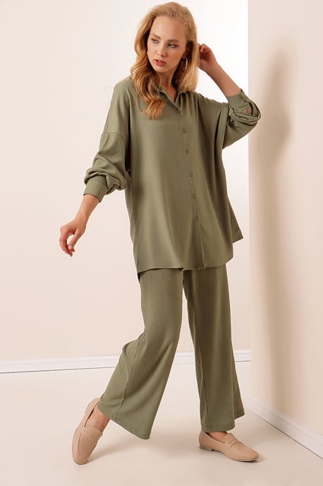 Texturiertes Langarm-Strickshirt und -Hosen Set - Image 3