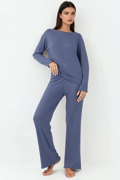 Hochgeschnittenes Langarm-Pyjama-Set - Image 2