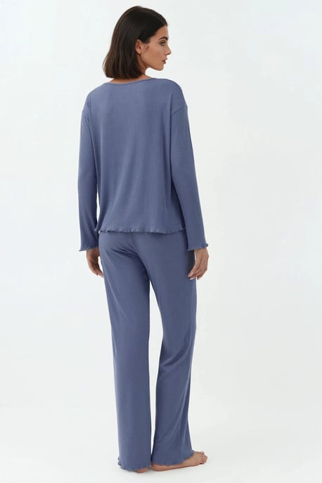 Hochgeschnittenes Langarm-Pyjama-Set - Image 3