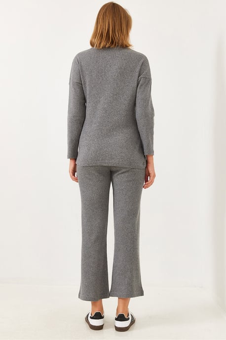 Rippstrukturiertes Crewneck-Pullover- und Hosen-Set - Image 5