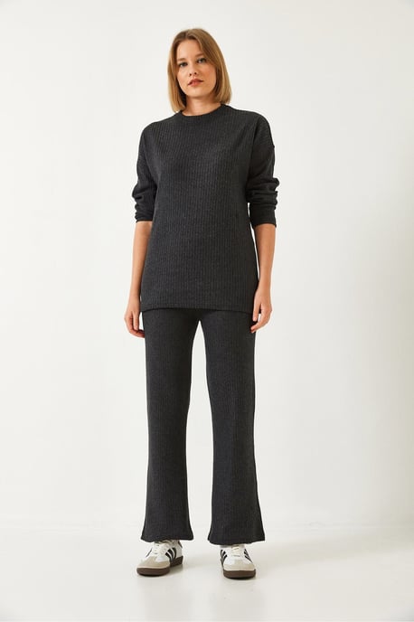 Rippstrukturierter Rundhals-Pullover und Hosen-Set - Image 4