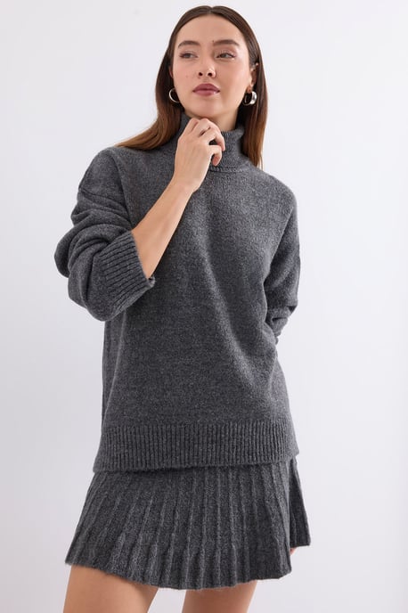 Strukturierter Oversized Rollkragen-Strick-Set - Image 4