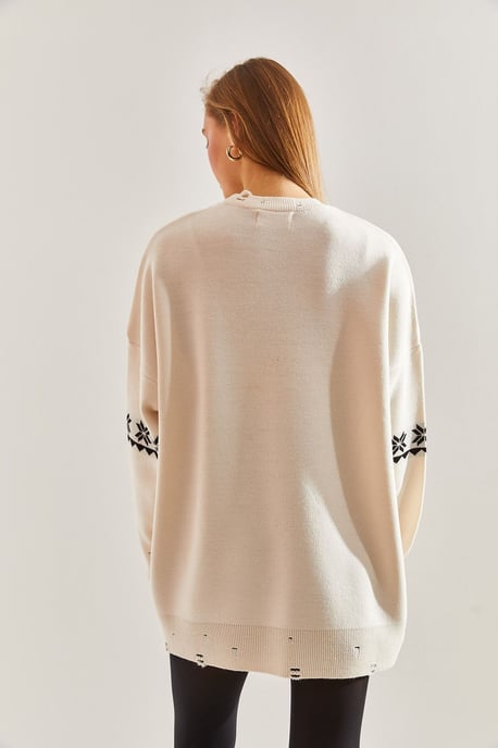 Langer, übergroßer gemusterter Strickpullover mit Rundhalsausschnitt - Image 2