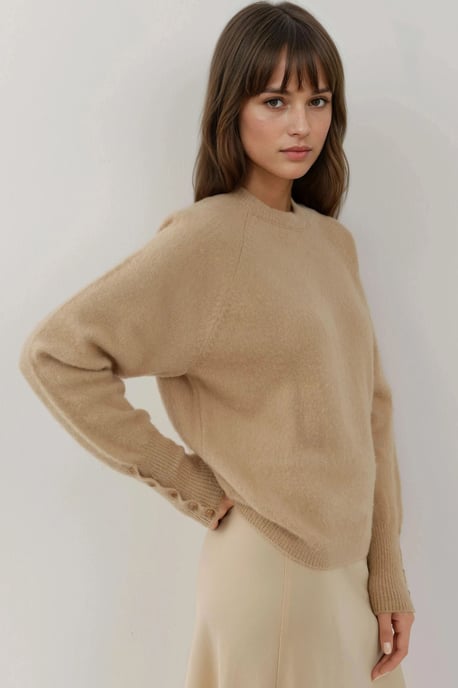 Weicher, strukturierter Pullover mit Knopfdetails und langen Ärmeln - Image 2