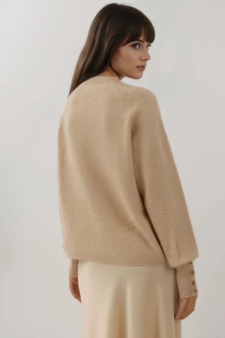 Weicher, strukturierter Pullover mit Knopfdetails und langen Ärmeln - Image 4