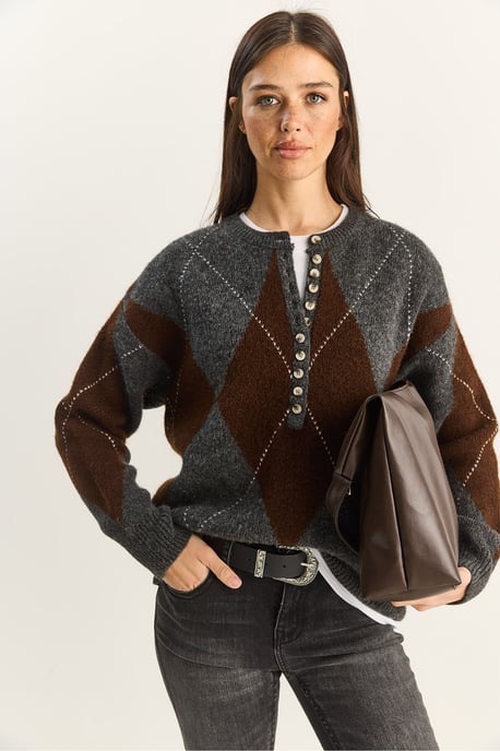 Strickpullover mit Rundhalsausschnitt und Knopfverschluss - Image 2