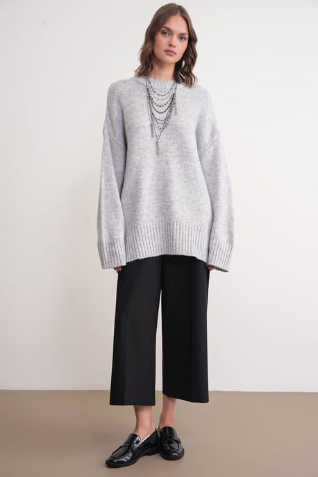 Übergroßer gerippter Strickpullover mit Rundhalsausschnitt - Image 2