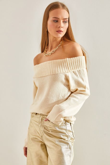 Strickpullover mit Madonna-Kragen aus strukturiertem Material - Image 4