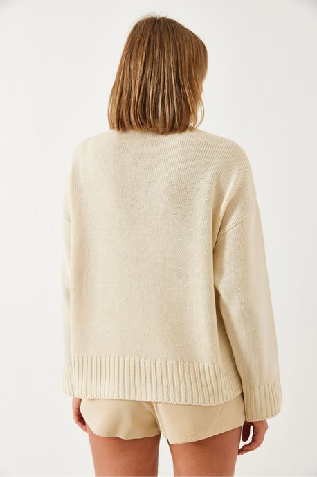 Lässiger Pullover mit Rundhalsausschnitt und Rippenstruktur - Image 2