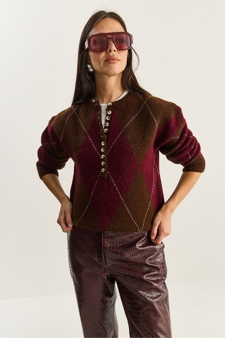 Strickpullover mit Rundhalsausschnitt und Knopfverschluss - Image 4