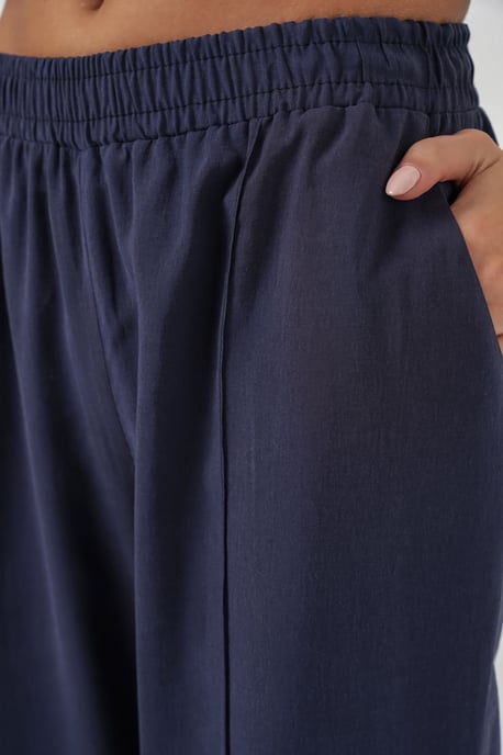 Weite Hose mit elastischem Bund - Image 5