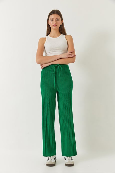 Texturierte Palazzo-Hose mit Kordelzugverschluss - Image 4