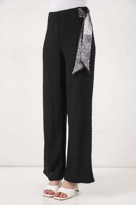 Texturierte Hose mit Schal-Detail - Image 4