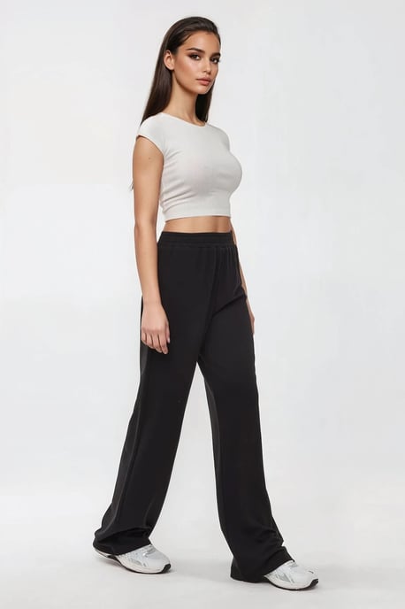 Weite Strickhose mit elastischem Bund - Image 4
