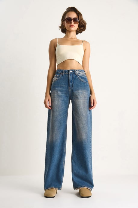 Hoch taillierte weit geschnittene Jeanshose - Image 2
